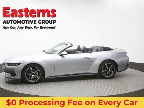 Used 2025 Ford Mustang Premium RWD image 55