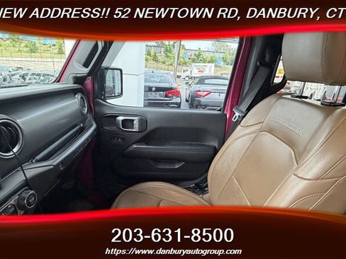Used 2021 Jeep Wrangler Unlimited Rubicon AWD/4WD image 15