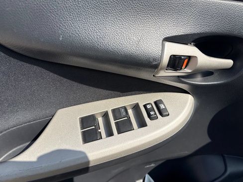 Used 2011 Toyota Corolla S FWD image 11