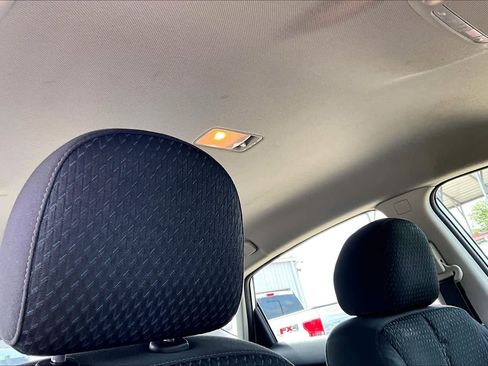 Used 2015 Nissan Sentra SR FWD image 13