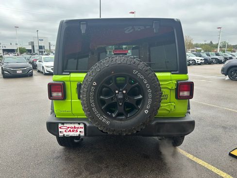 Used 2021 Jeep Wrangler Unlimited Sport AWD/4WD image 6