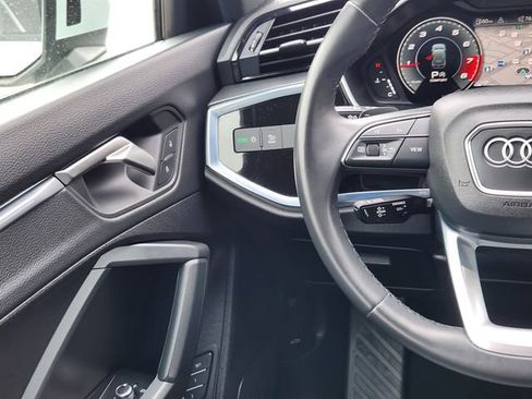 Used 2023 Audi Q3 2.0T Premium Plus w/ Premium Plus Package image 26