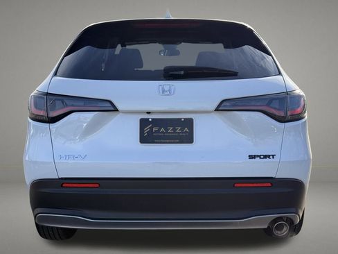 Used 2023 Honda HR-V Sport image 4