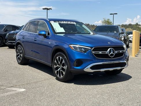 Certified 2025 Mercedes-Benz GLC 350e 4MATIC image 4