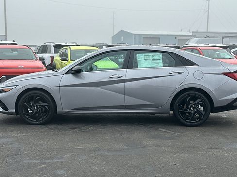 New 2026 Hyundai Elantra SEL Sport Premium image 7