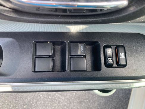 Used 2014 Toyota Prius C Four FWD image 33