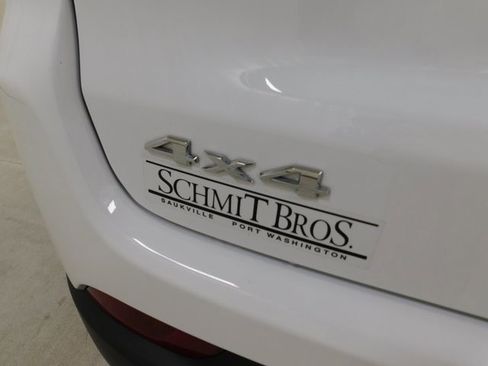 Used 2022 Jeep Compass Latitude w/ Convenience Group image 13