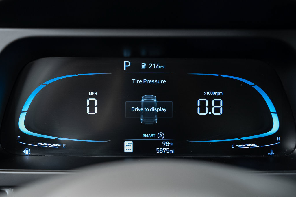 Certified 2026 Hyundai Elantra SE FWD image 29