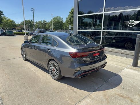 Used 2022 Kia Forte GT w/ GT2 Package FWD image 3