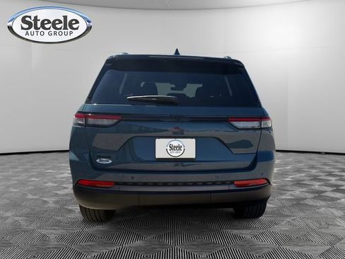 New 2026 Jeep Grand Cherokee Limited w/ Limited Altitude Package image 4