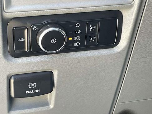 Used 2023 Ford F150 XLT RWD image 17