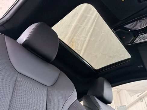 Used 2023 BMW 430i 430i w/ Convenience Package image 16