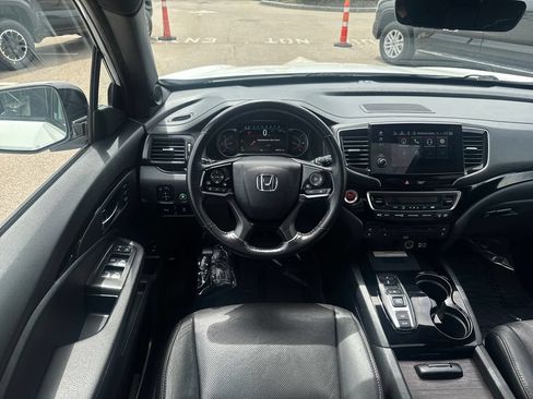 Used 2022 Honda Pilot Black Edition image 13