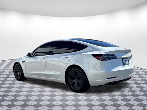 Used 2022 Tesla Model 3 Long Range AWD/4WD image 5