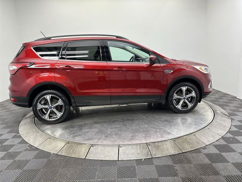 Used 2018 Ford Escape SEL w/ Ford Safe & Smart Package image 17