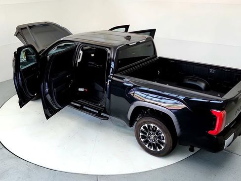 Used 2023 Toyota Tundra Limited AWD/4WD image 25