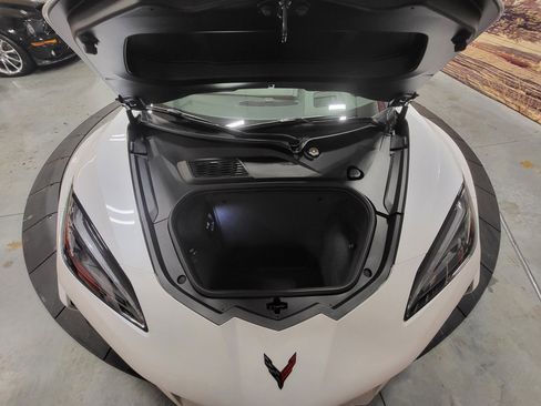 Used 2023 Chevrolet Corvette Z06 image 9