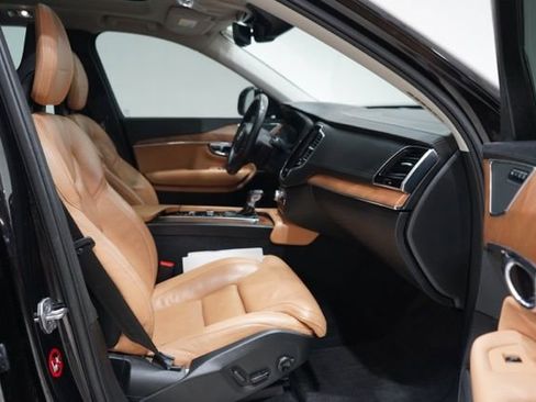 Used 2016 Volvo XC90 T6 Inscription image 40