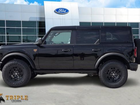 New 2026 Ford Bronco Badlands AWD/4WD image 3