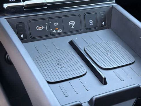 Certified 2025 Hyundai Santa Fe Calligraphy image 25