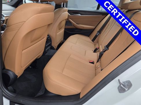 Certified 2022 BMW 540i w/ Premium Package image 25
