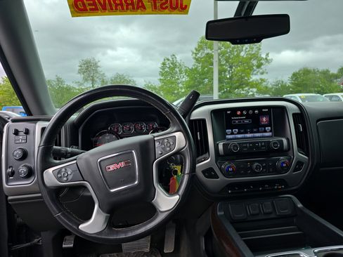Used 2016 GMC Sierra 1500 SLE w/ Max Trailering Package AWD/4WD image 13