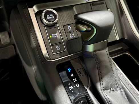 Used 2025 Lexus GX 550 image 22