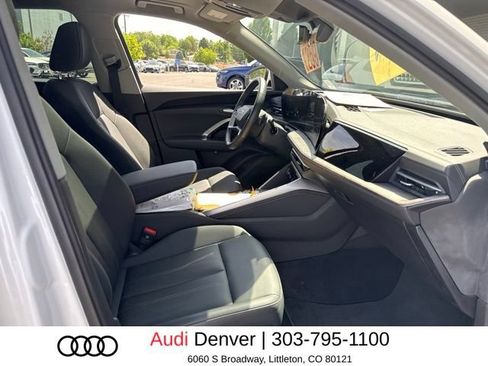 Used 2025 Audi Q5 Premium w/ Convenience Package AWD/4WD image 11