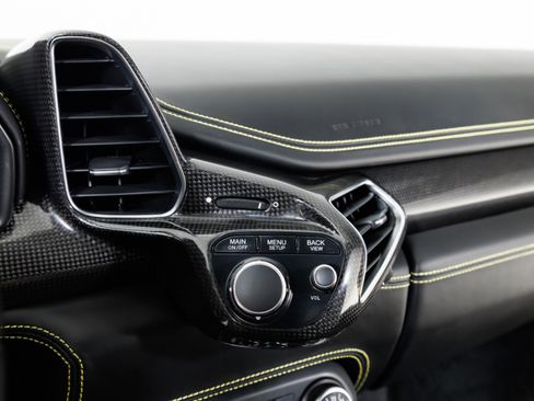 Used 2011 Ferrari 458 Italia Coupe RWD image 28