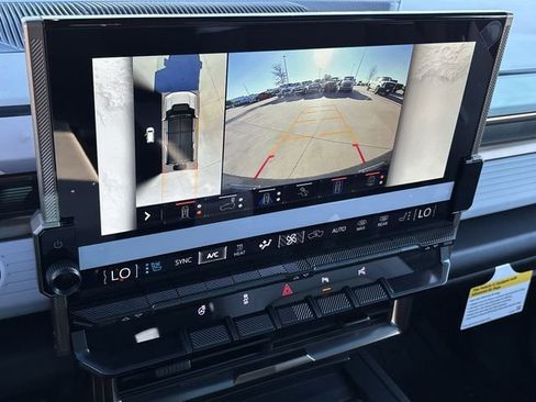 New 2025 GMC Hummer EV 2X image 16