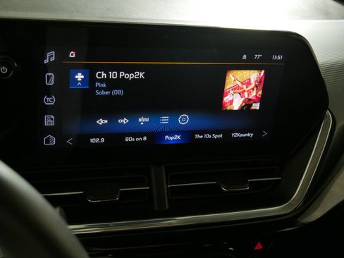 Used 2025 Chevrolet Trax ACTIV w/ Driver Confidence Package FWD image 22