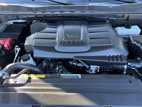 Used 2023 Nissan Titan Platinum Reserve w/ Moonroof Package image 11