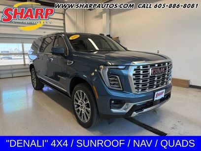 Used 2025 GMC Yukon XL Denali w/ Sun & Power Step Package