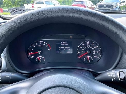 Used 2020 Kia Soul S FWD image 12