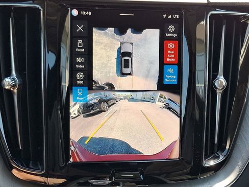 Certified 2025 Volvo XC60 B5 Ultra AWD/4WD image 20
