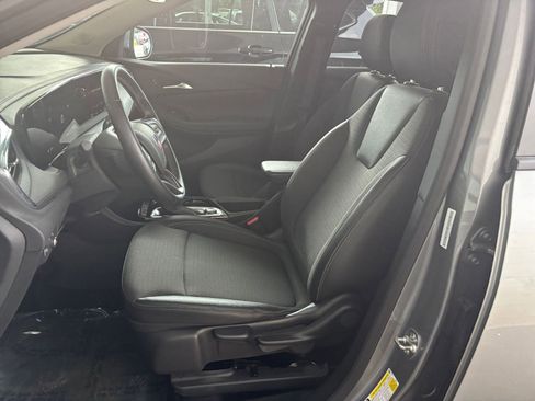 Used 2025 Buick Encore GX Preferred FWD image 38