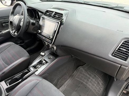 Used 2023 Mitsubishi Outlander Sport SE AWD/4WD image 10