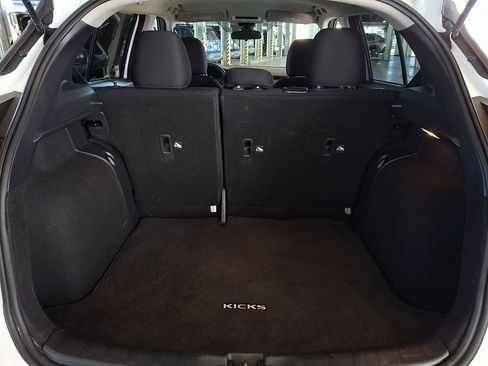 Used 2023 Nissan Kicks SV image 28