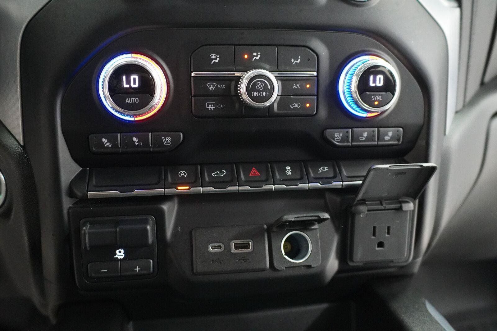 Used 2021 GMC Sierra 1500 SLT RWD image 16