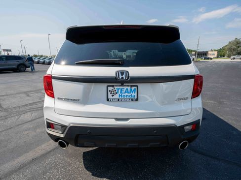 Used 2023 Honda Passport EX-L image 5