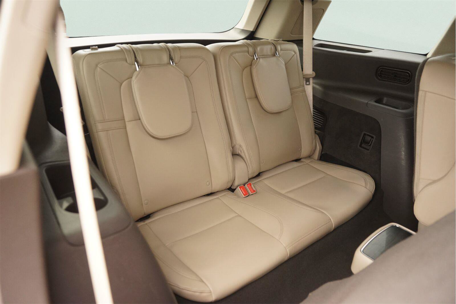 Used 2022 Lincoln Aviator Grand Touring w/ Equipment Group 301A AWD/4WD image 16