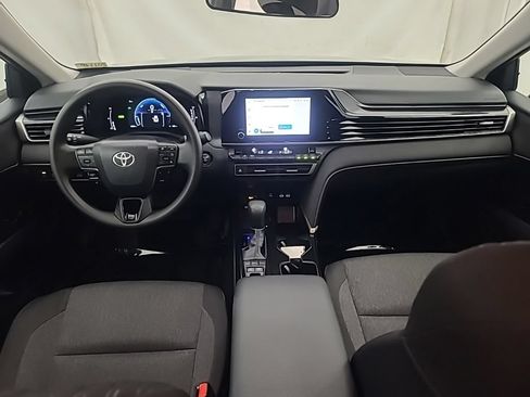 Used 2026 Toyota Camry LE FWD image 22