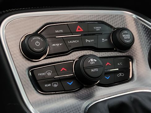 Used 2017 Dodge Challenger SRT Hellcat image 25