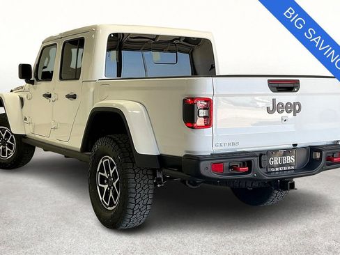 New 2025 Jeep Gladiator Rubicon image 4