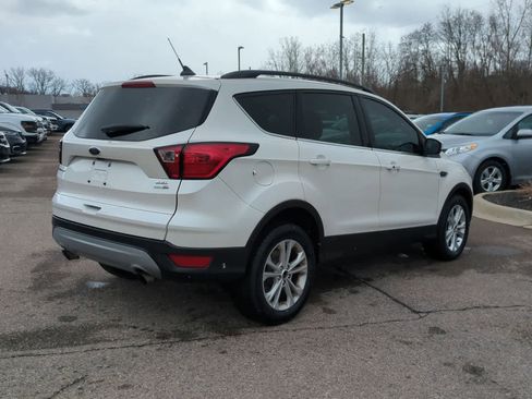 Used 2019 Ford Escape SEL image 8