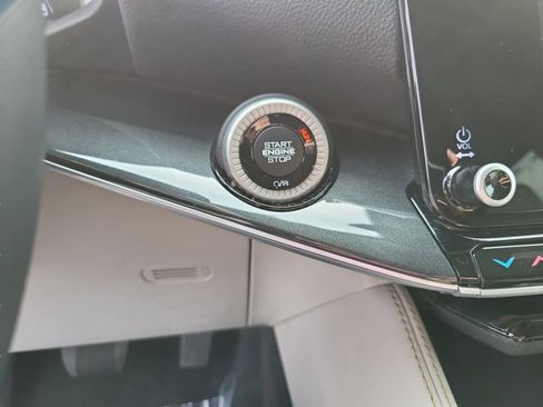 Used 2023 Jeep Wagoneer 4WD w/ Convenience Group I image 37