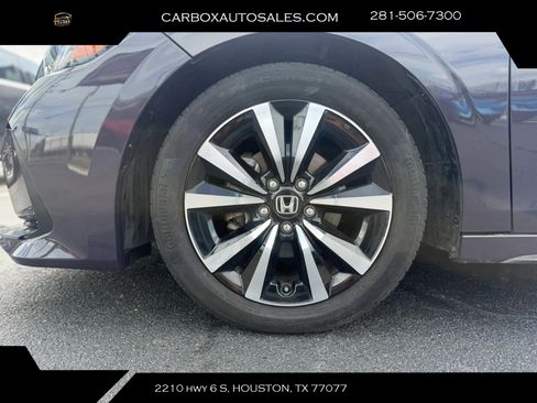 Used 2024 Honda Civic EX-L image 27