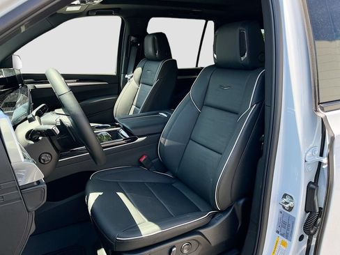 New 2026 Cadillac Escalade Sport w/ Touring Package AWD/4WD image 15