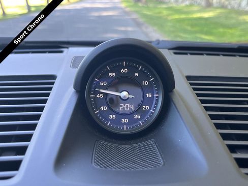 Used 2025 Porsche 911 Carrera 4 GTS image 8