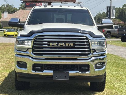 Used 2022 RAM 3500 Limited AWD/4WD image 2